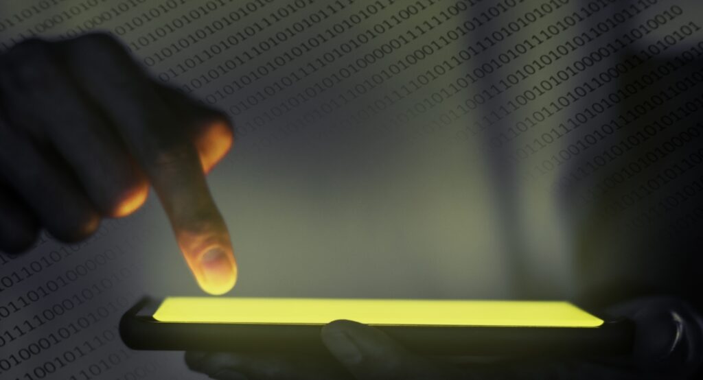 MIRSKY_privacy_threats_in_AI_Assistants